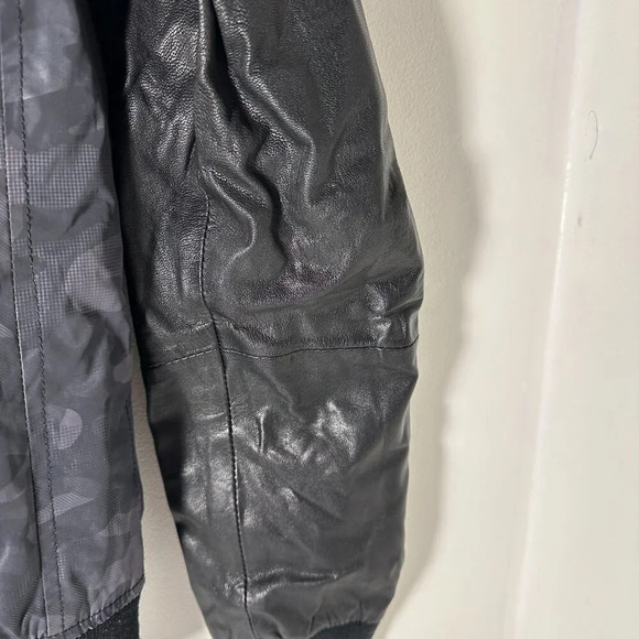 Danier  Jacket - Picture 13 of 15